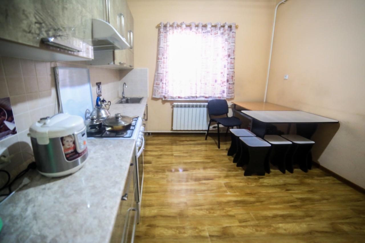 Hotel Apartment Al-Salam Bichkek Extérieur photo